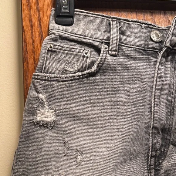 Zara Light Charcoal Denim Shorts with pockets - size 0 - Picture 3 of 11